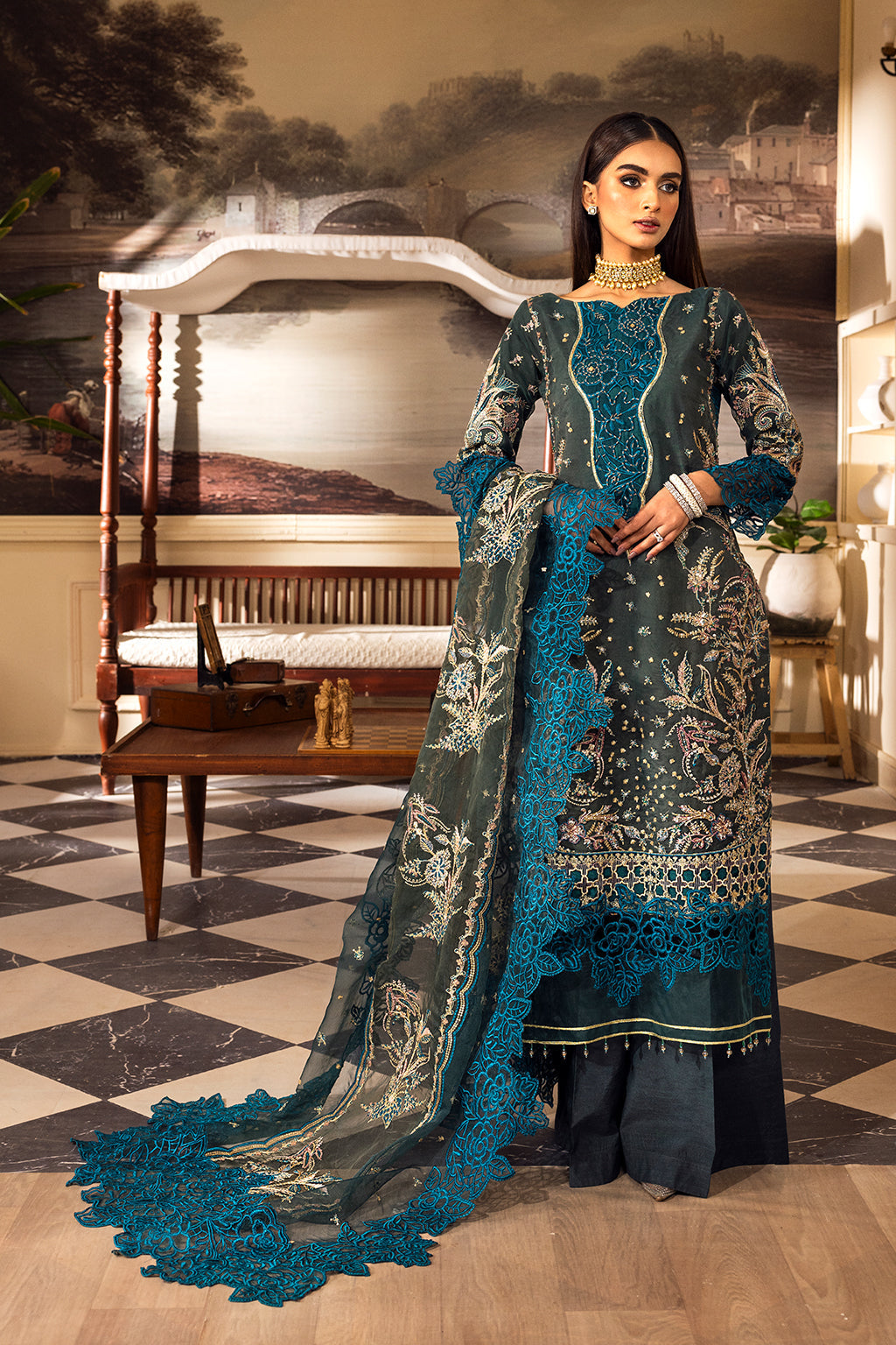 LP-06 Inayat Pakistani Designer Dress