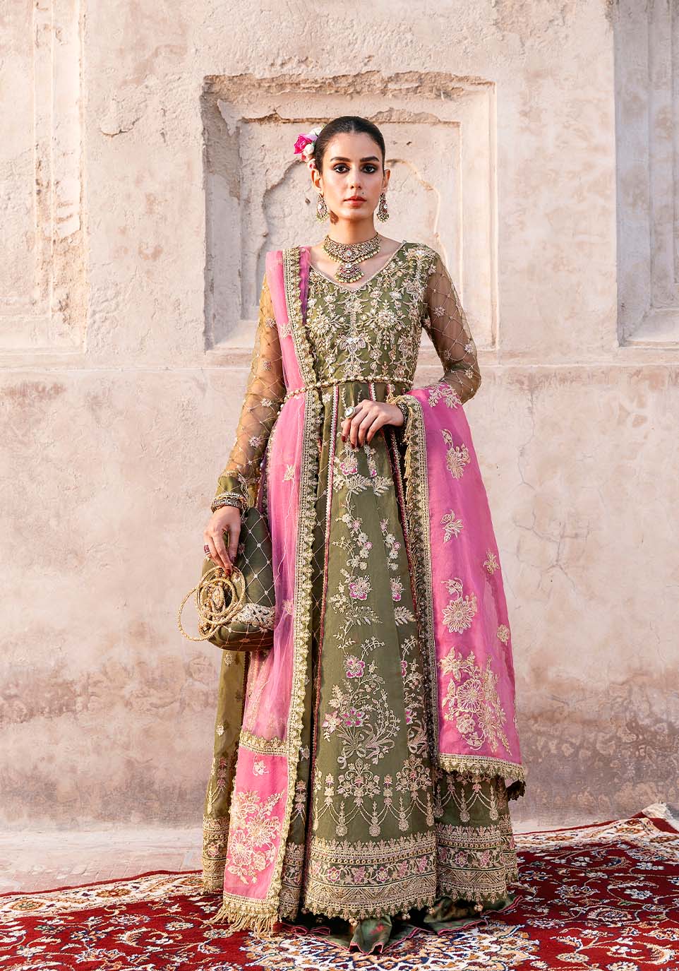 GulbahÄr (Ú¯Ù„Ø¨ÛØ§Ø±) Luxury Pakistani Fashion