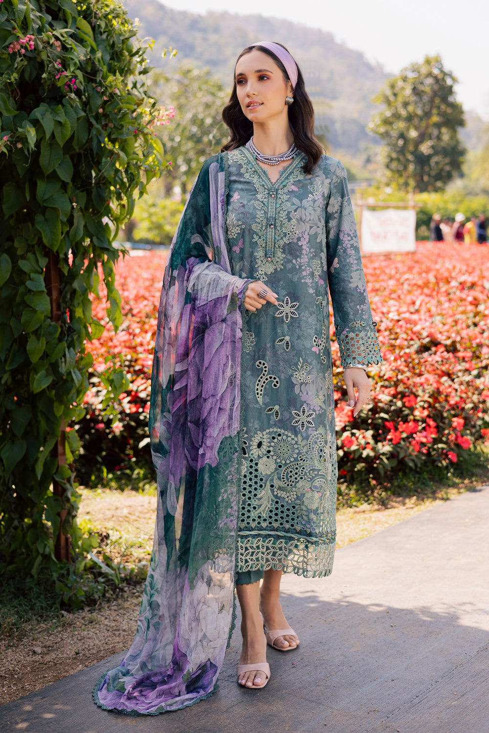 MEHRVEEN (AV-12) Chiffon Pakistani Summer Dresses - aabyaan - 1