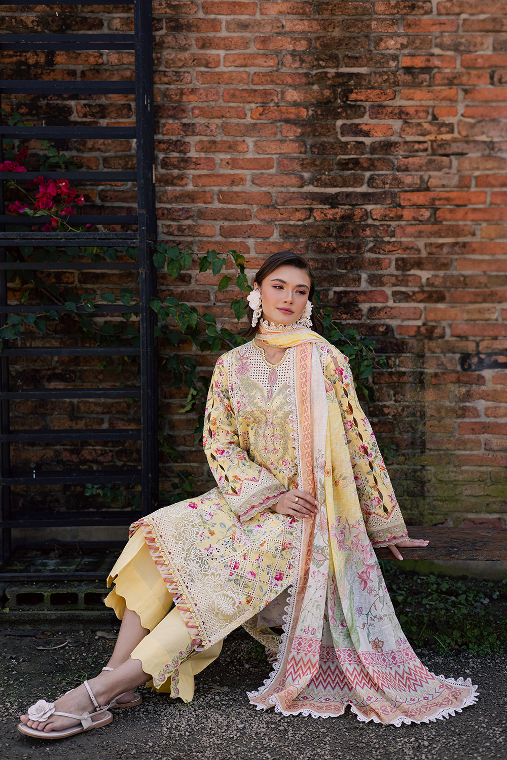 ZEHRAAYE (AV-09) Lawn Pakistani Summer Dresses - aabyaan - 2