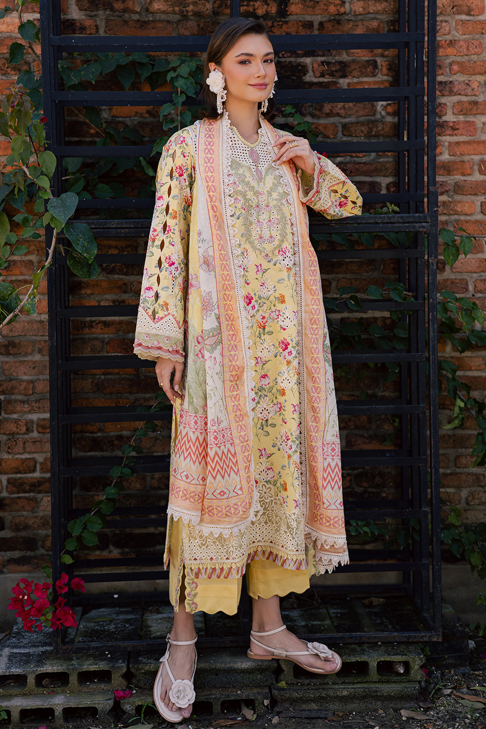 ZEHRAAYE (AV-09) Lawn Pakistani Summer Dresses - aabyaan - 1