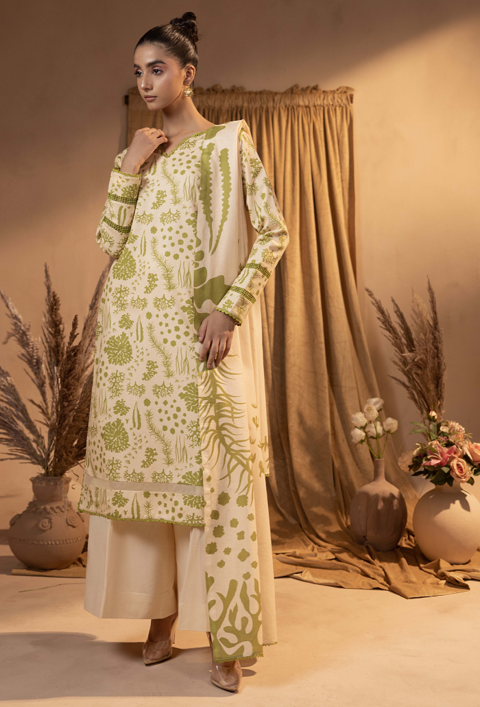 Raya - D07 Khaddar Pakistani Winter Dresses - Humdum - 3