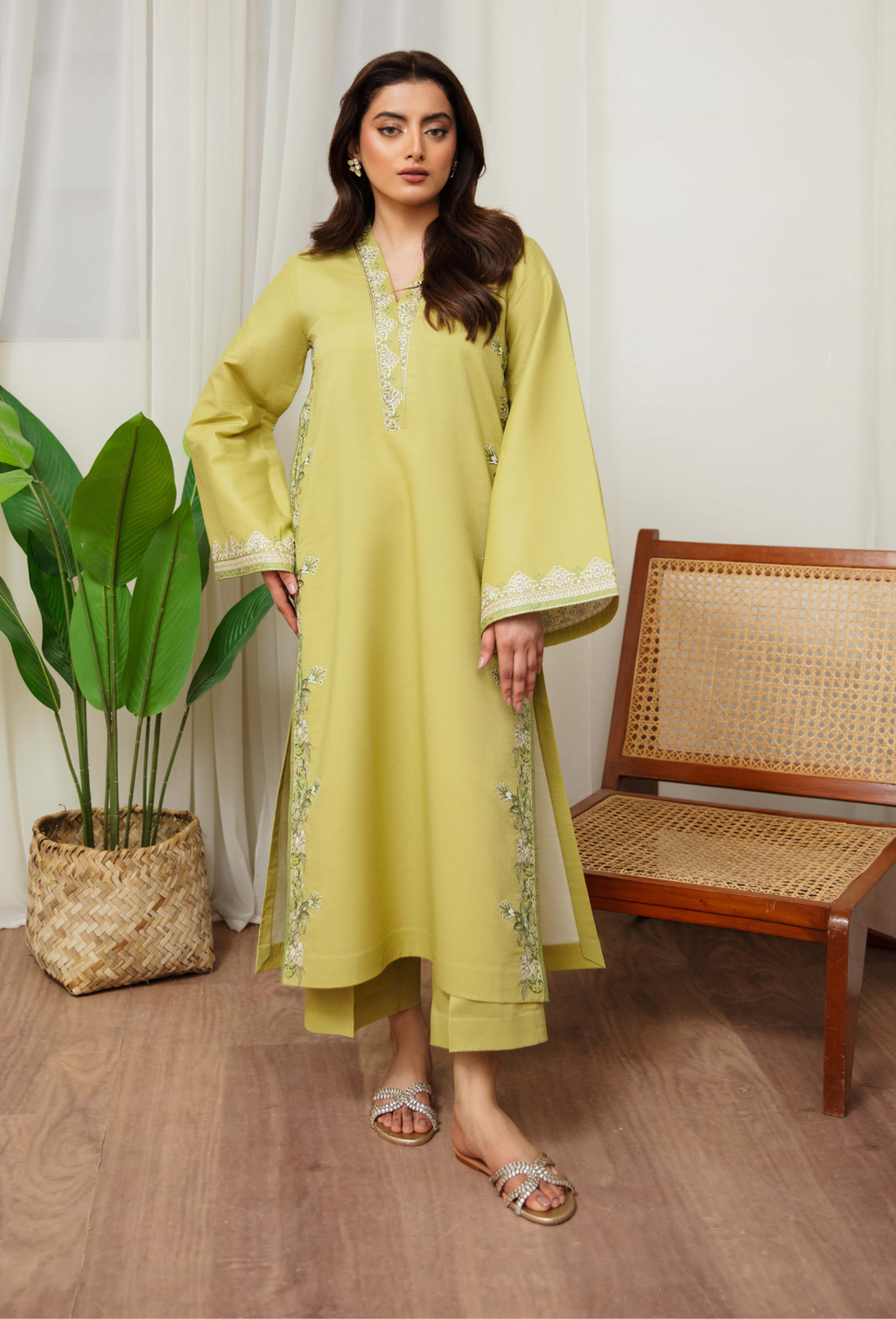 Ayra - D08 Lawn Pakistani Summer Dresses - Humdum - 1