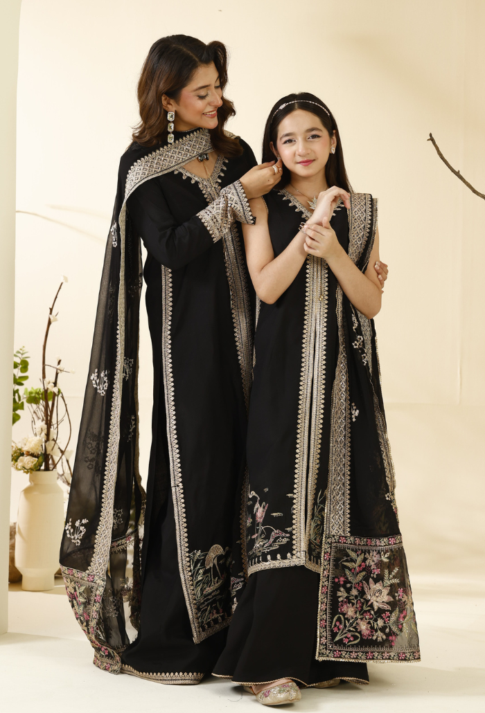 Rabt - D03 Raw Silk Pakistani Formal Dresses - Humdum - 8