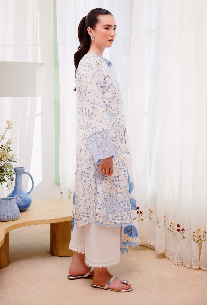 LAYLA - D05 Organza Pakistani Winter Dresses - Humdum - 3