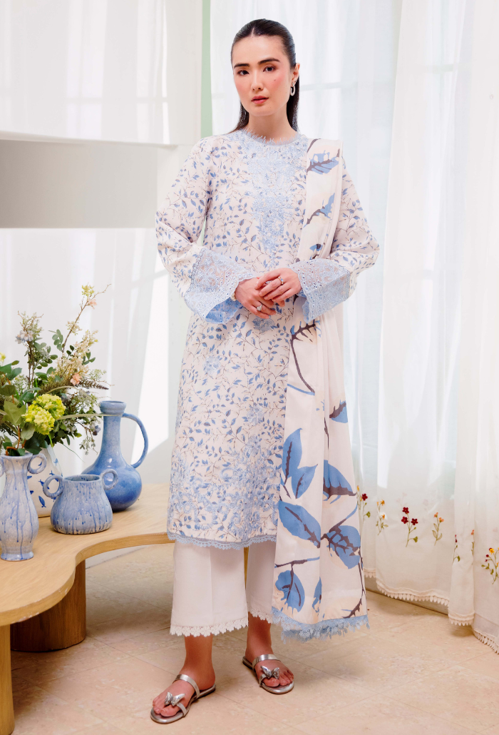 LAYLA - D05 Organza Pakistani Winter Dresses - Humdum - 1