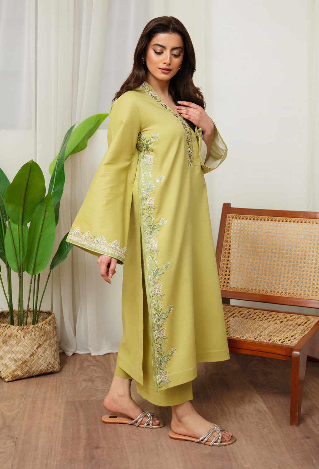 Ayra - D08 Lawn Pakistani Summer Dresses - Humdum - 2