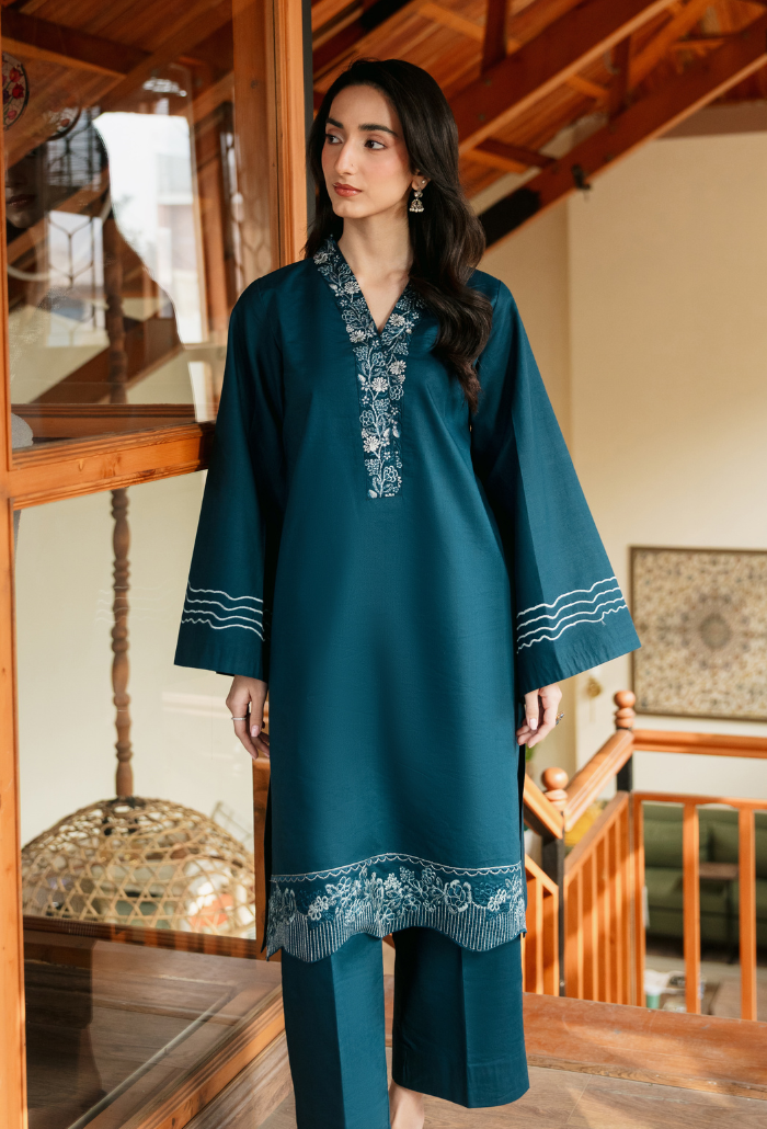 Spring Pret Vol-2 - D03 Lawn Pakistani Summer Dresses - Humdum - 1