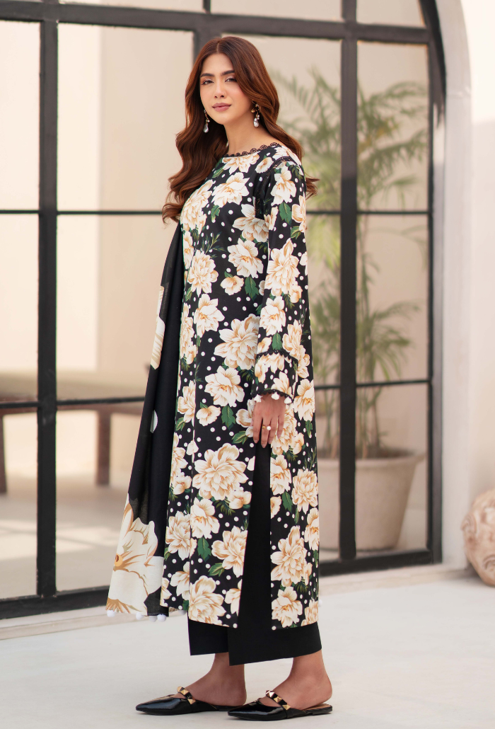 La vie - D09 Khaddar Pakistani Winter Dresses - Humdum - 3