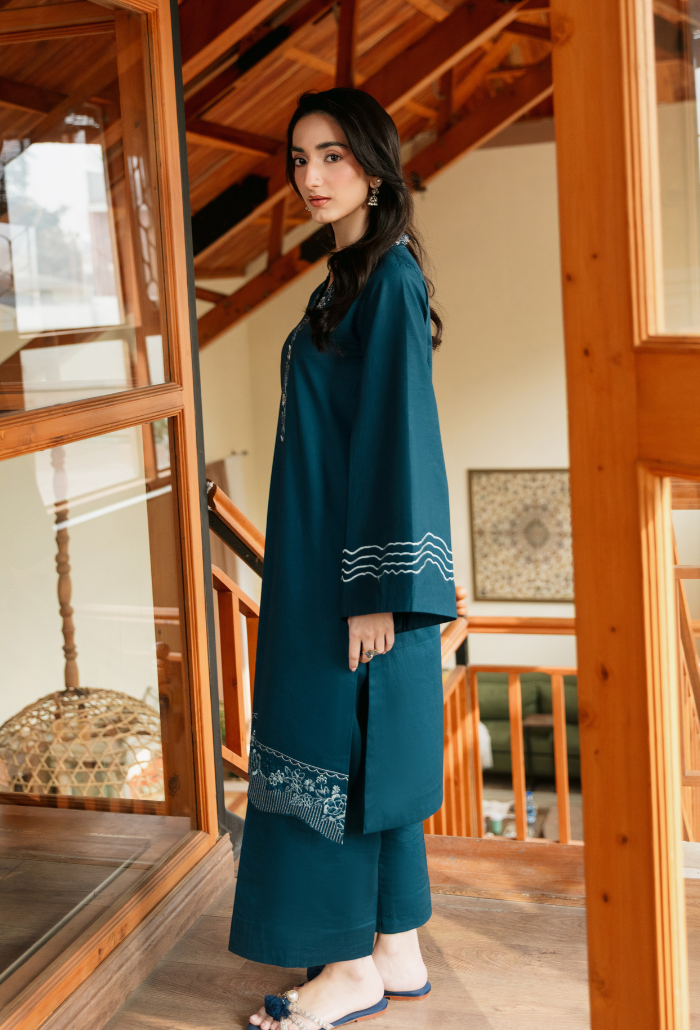 Spring Pret Vol-2 - D03 Lawn Pakistani Summer Dresses - Humdum - 3