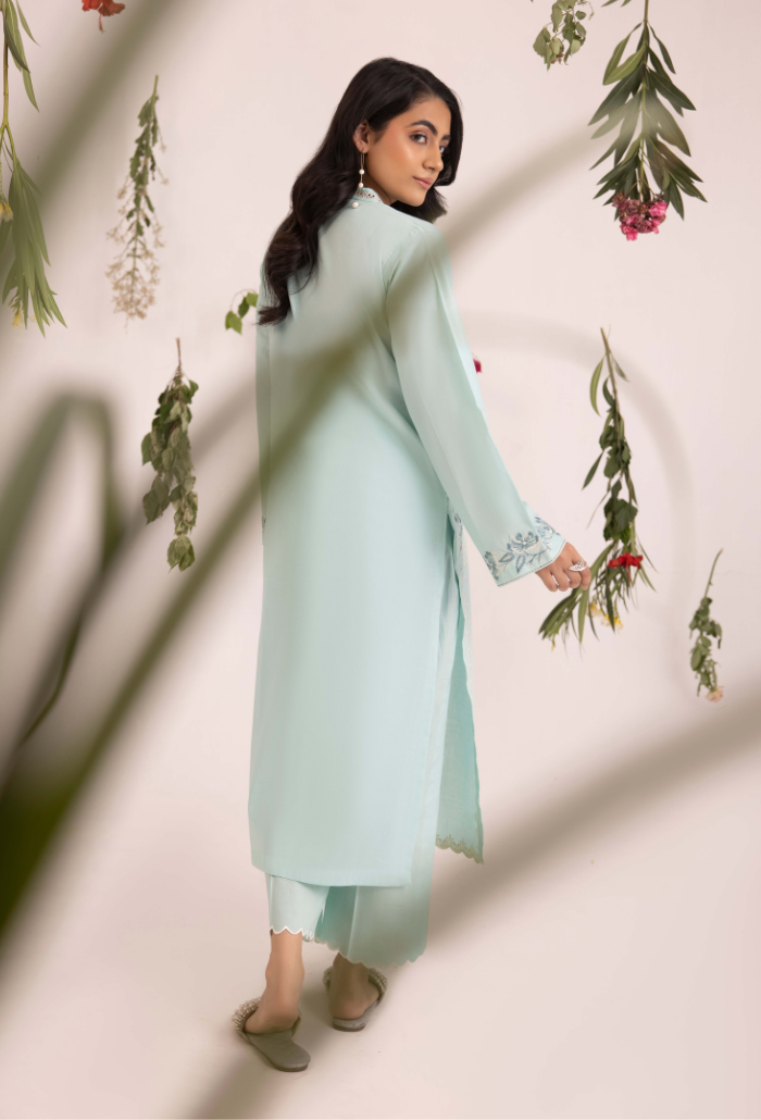 Pret 2 - D05 Lawn Pakistani Summer Dresses - Humdum - 3