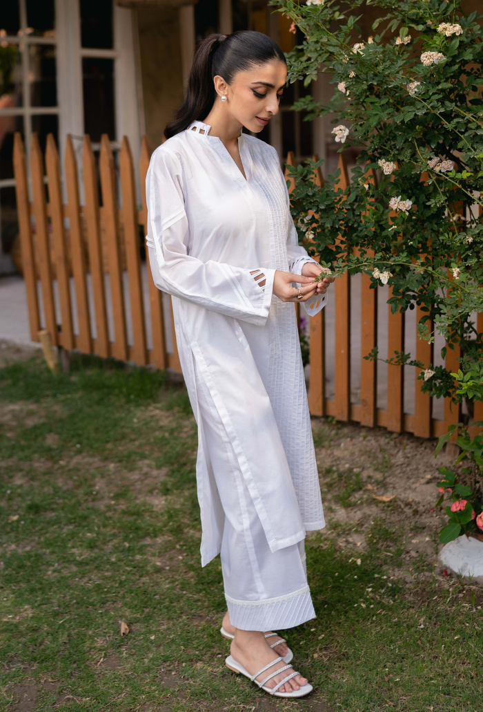 Pret-D03 Lawn Pakistani Summer Dresses - Humdum - 3