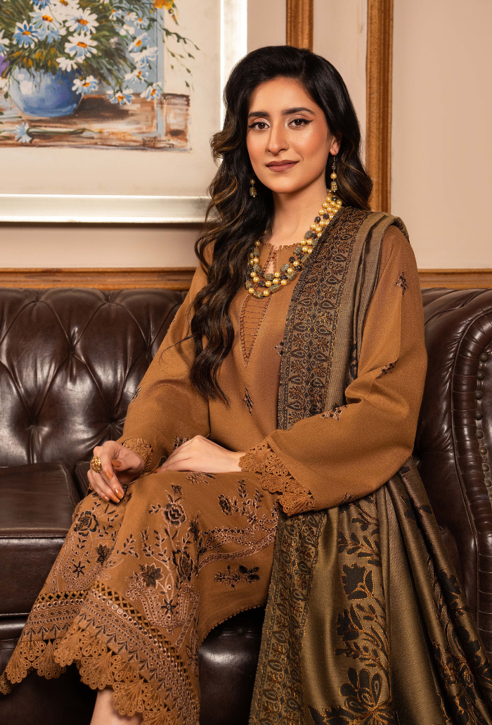 Aaima - D10 Jacquard Pakistani Winter Dresses - Humdum - 4