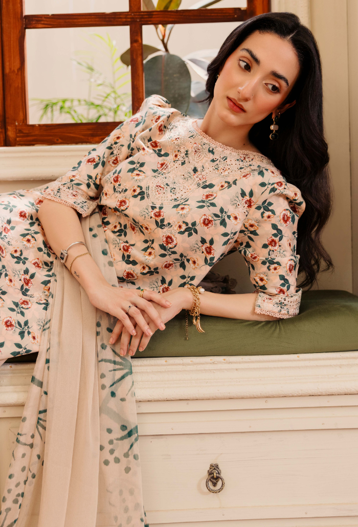 MIRAL - D08 Chiffon Pakistani Winter Dresses - Humdum - 4