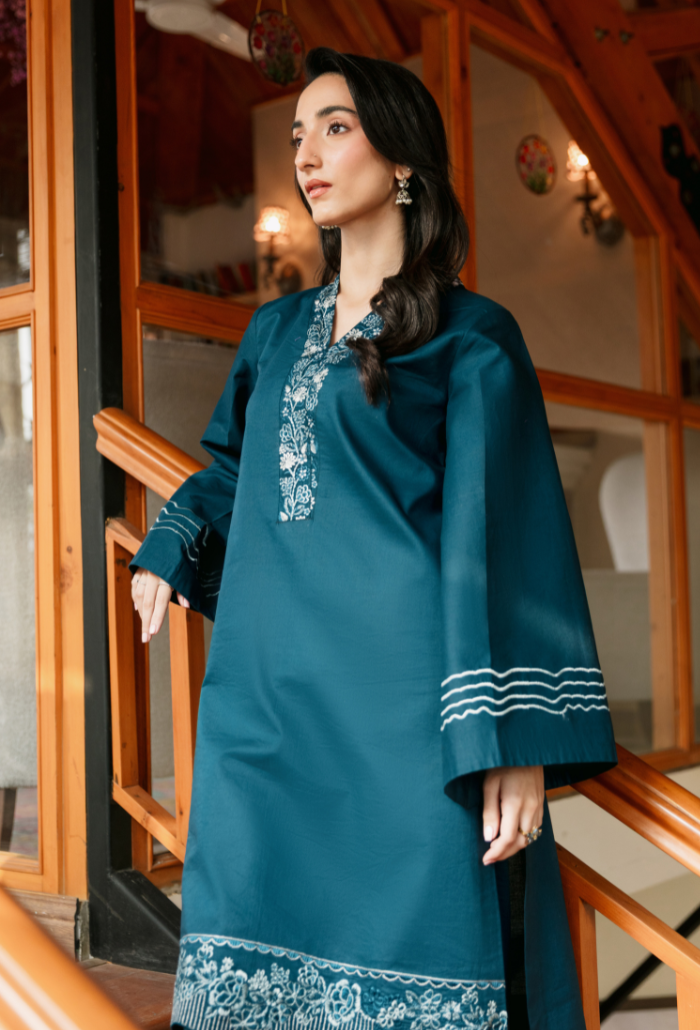 Spring Pret Vol-2 - D03 Lawn Pakistani Summer Dresses - Humdum - 4
