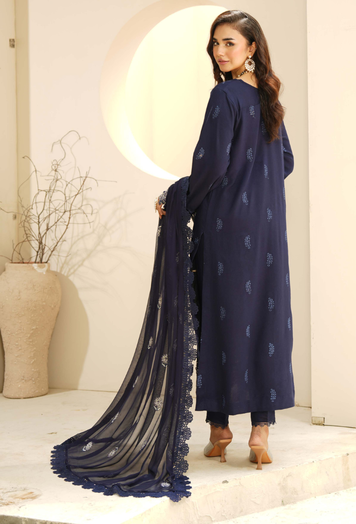 Mushak - D08 Chiffon Pakistani Winter Dresses - Humdum - 4