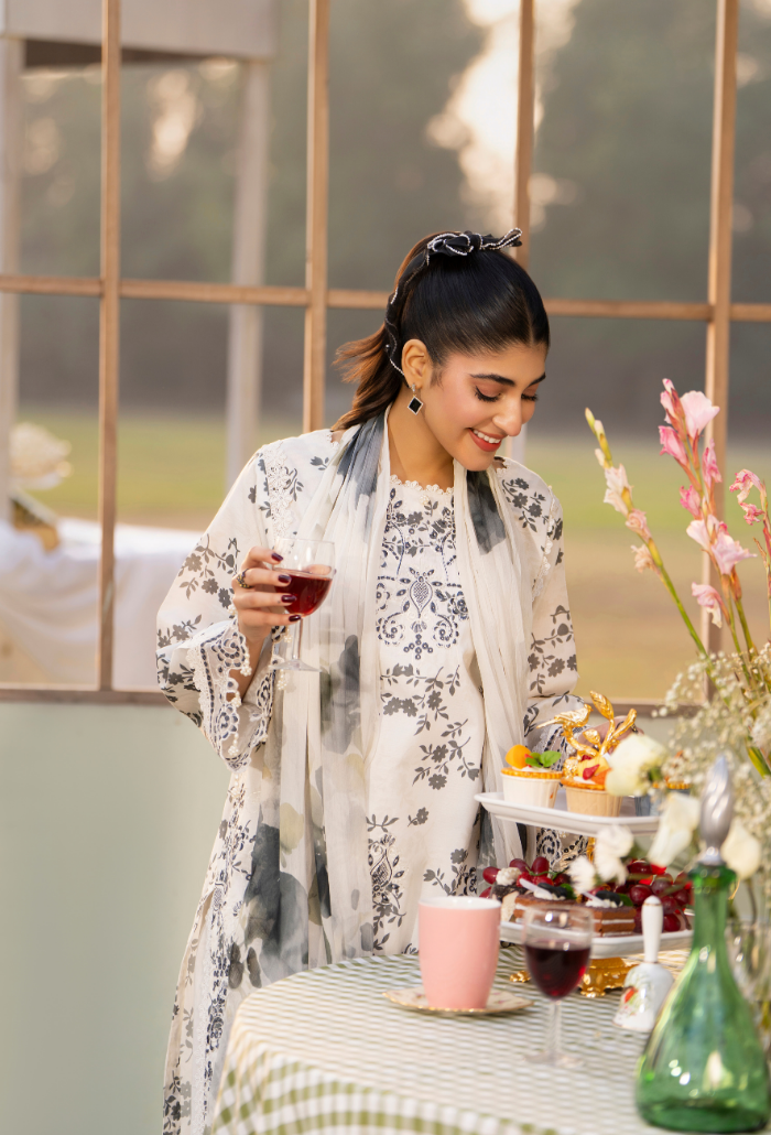 Gardenia'26 - D02 Chiffon Pakistani Summer Dresses - Humdum - 3