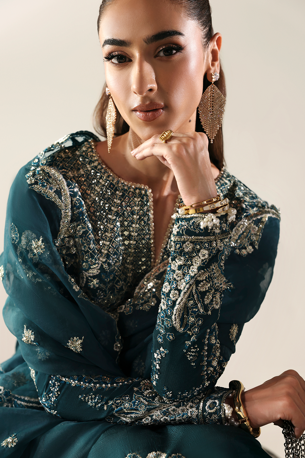 STARLIGHT SWAY Luxury Pakistani Fashion
