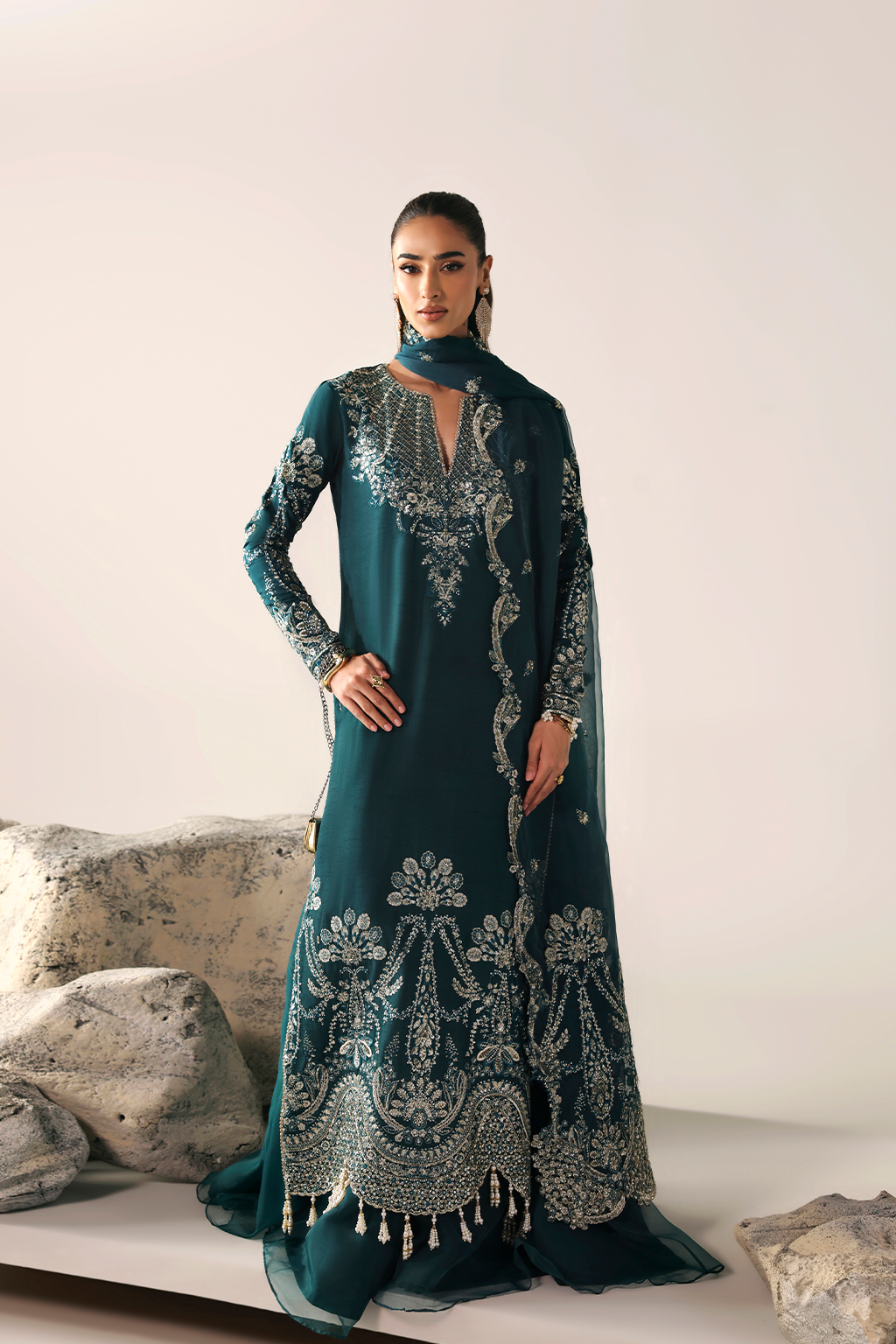 STARLIGHT SWAY Luxury Pakistani Fashion