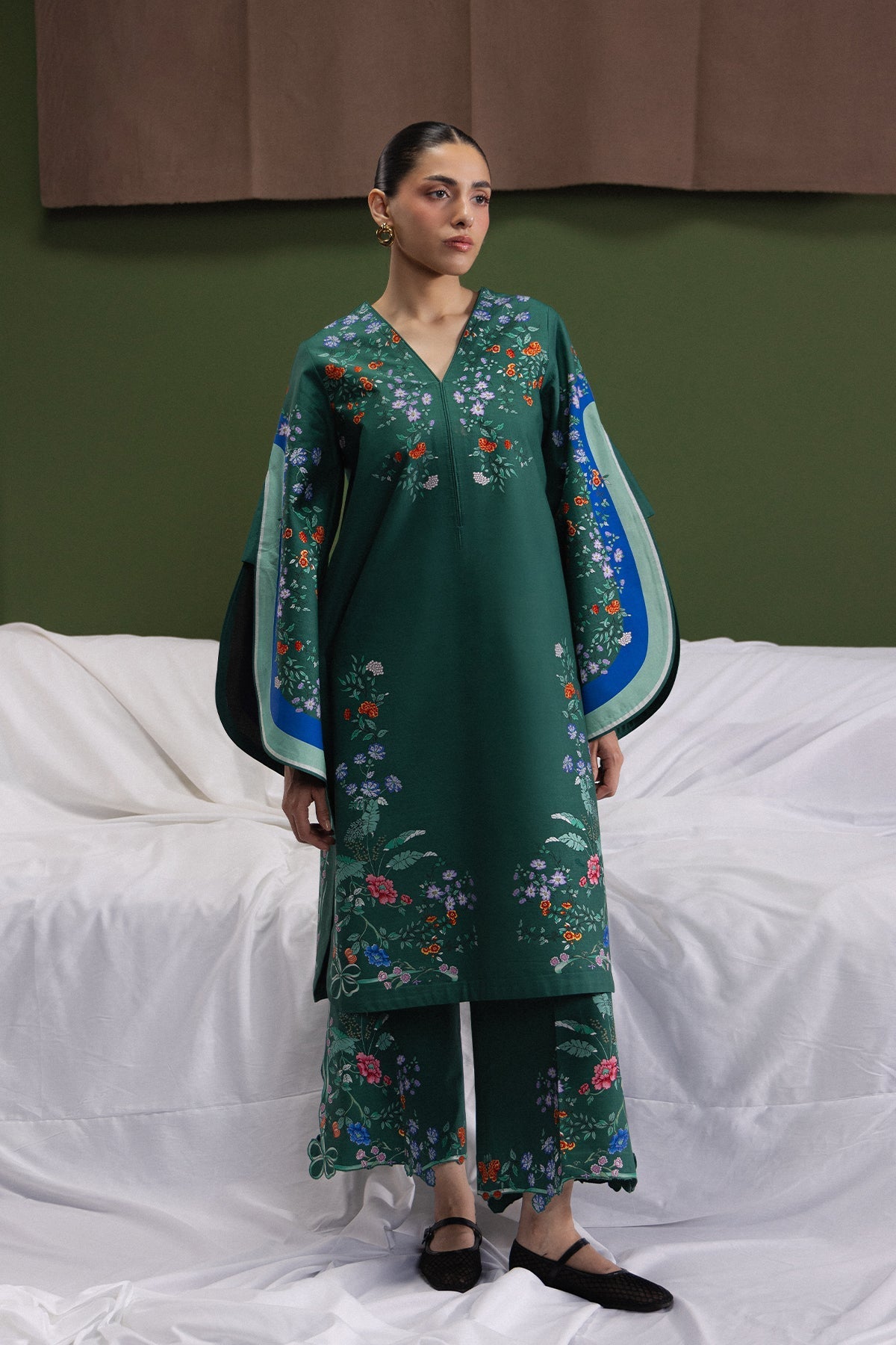 Willow Aesthetic Cambric Pakistani Summer Dresses - Afrozeh - 1