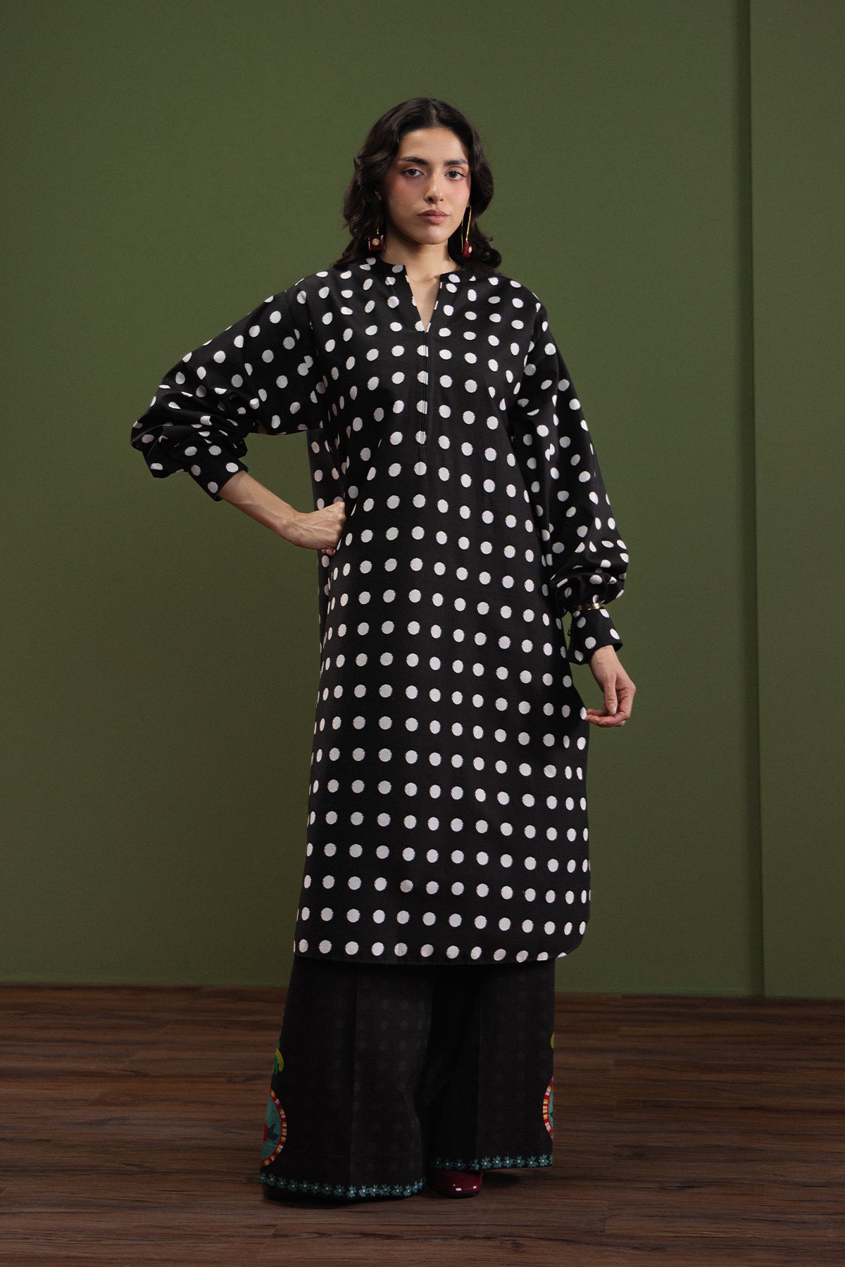 Monochrome Mood Cambric Pakistani Summer Dresses - Afrozeh - 1