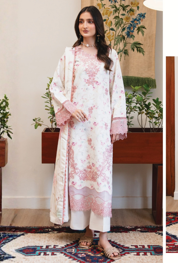 LAIBA - D06 Organza Pakistani Winter Dresses - Humdum - 1