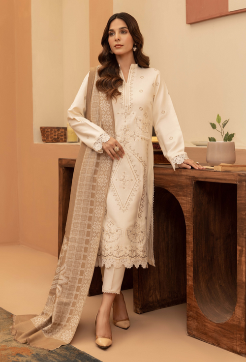 Carvan-D02 Premium Fabric Pakistani Winter Dresses - Humdum - 1