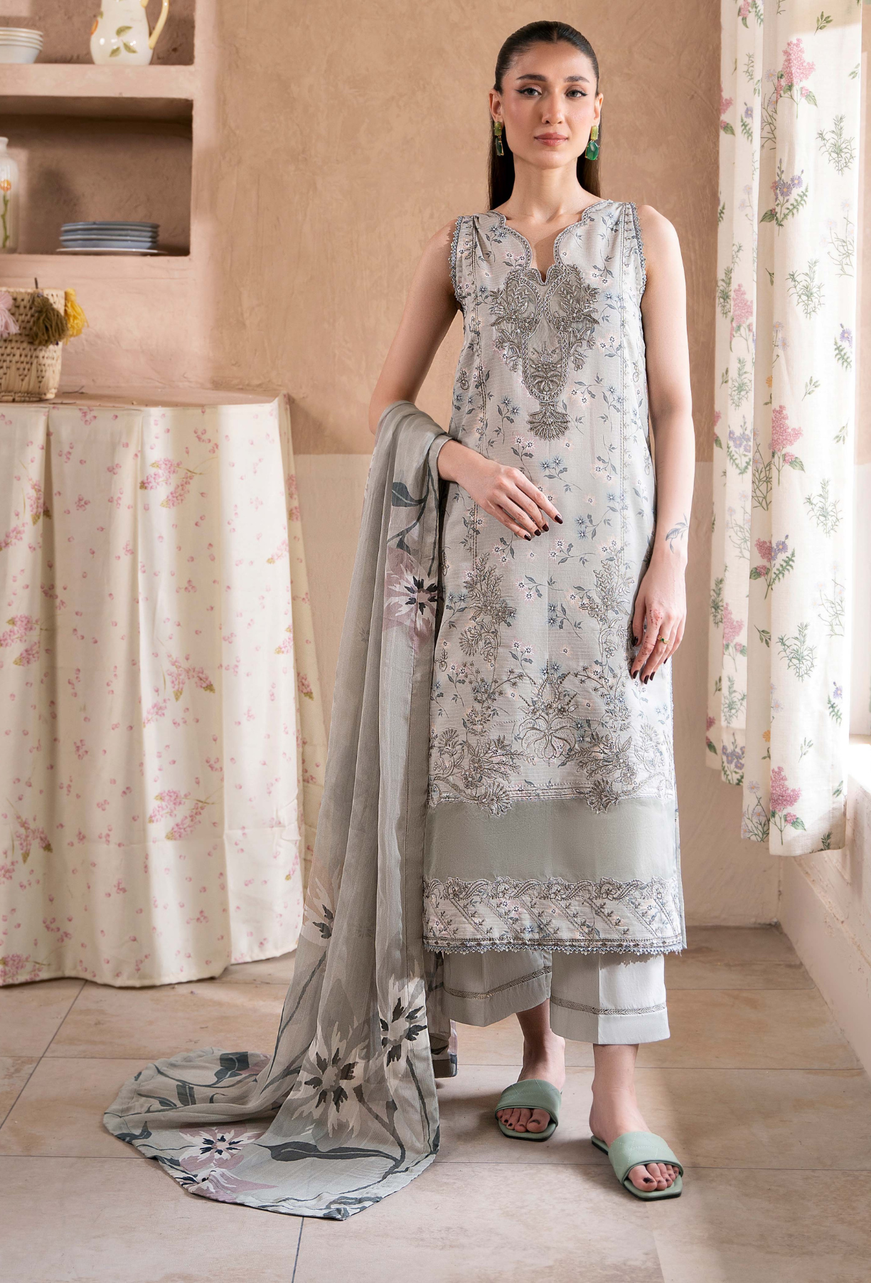 Kanwal - D10 Chiffon Pakistani Summer Dresses - Humdum - 1