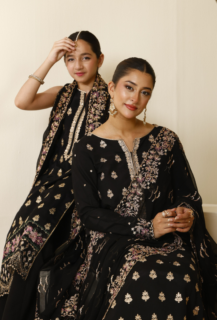 Rabt - D01 Raw Silk Pakistani Formal Dresses - Humdum - 7