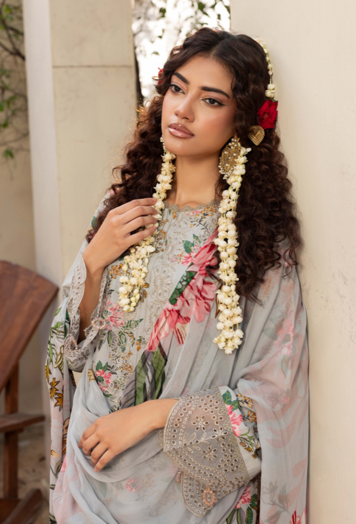 Zaiba - D04 Chiffon Pakistani Winter Dresses - Humdum - 4