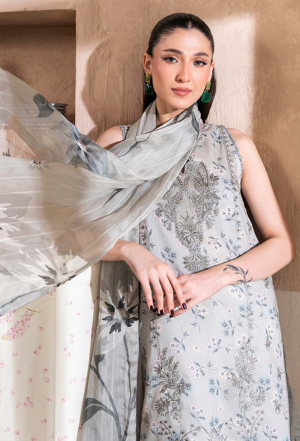 Kanwal - D10 Chiffon Pakistani Summer Dresses - Humdum - 3