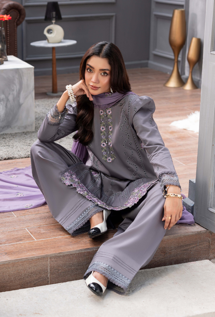 Fareeha - D05 Chiffon Pakistani Winter Dresses - Humdum - 4