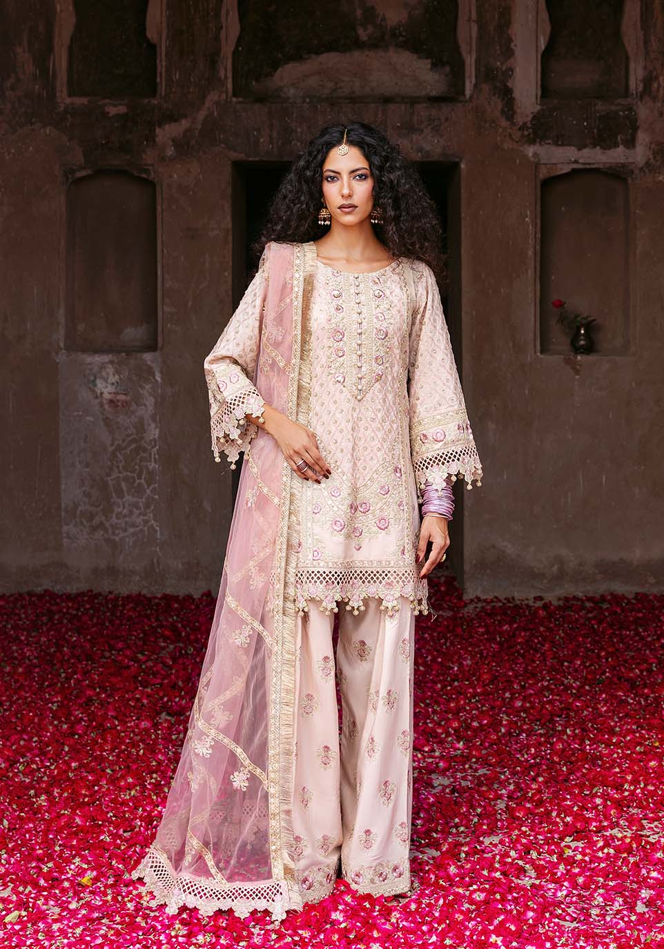 BahÄr (Ø¨ÛØ§Ø±) Luxury Pakistani Fashion