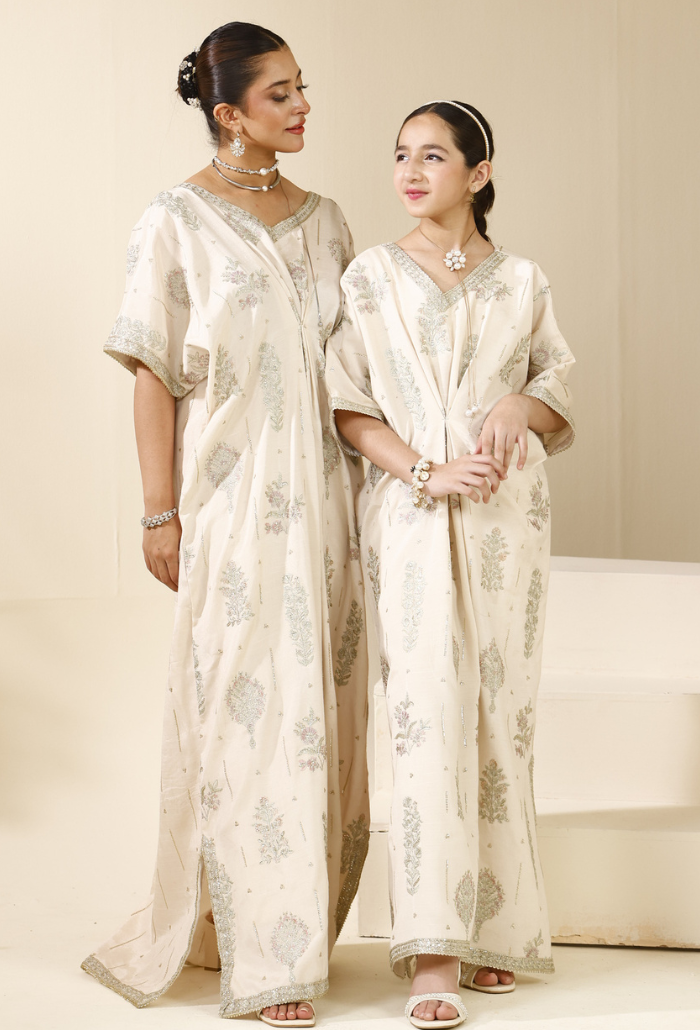 Rabt - D04 Raw Silk Pakistani Formal Dresses - Humdum - 1