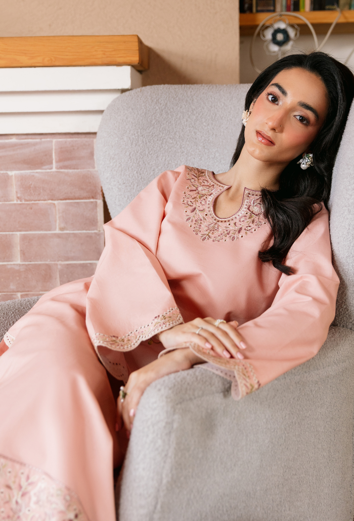 Spring Pret Vol-2 - D07 Lawn Pakistani Summer Dresses - Humdum - 4