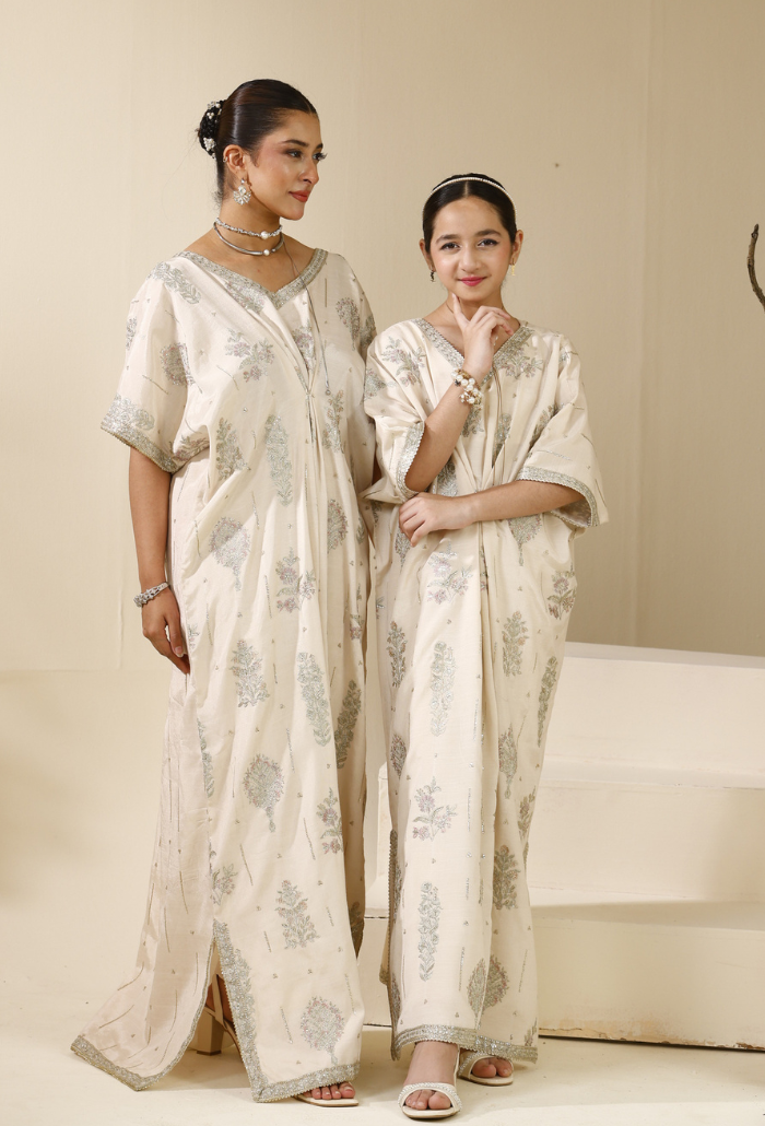 Rabt - D04 Raw Silk Pakistani Formal Dresses - Humdum - 10