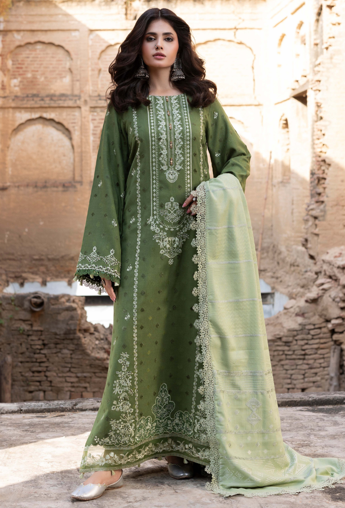 Khumar - D06 Organza Pakistani Winter Dresses - Humdum - 1