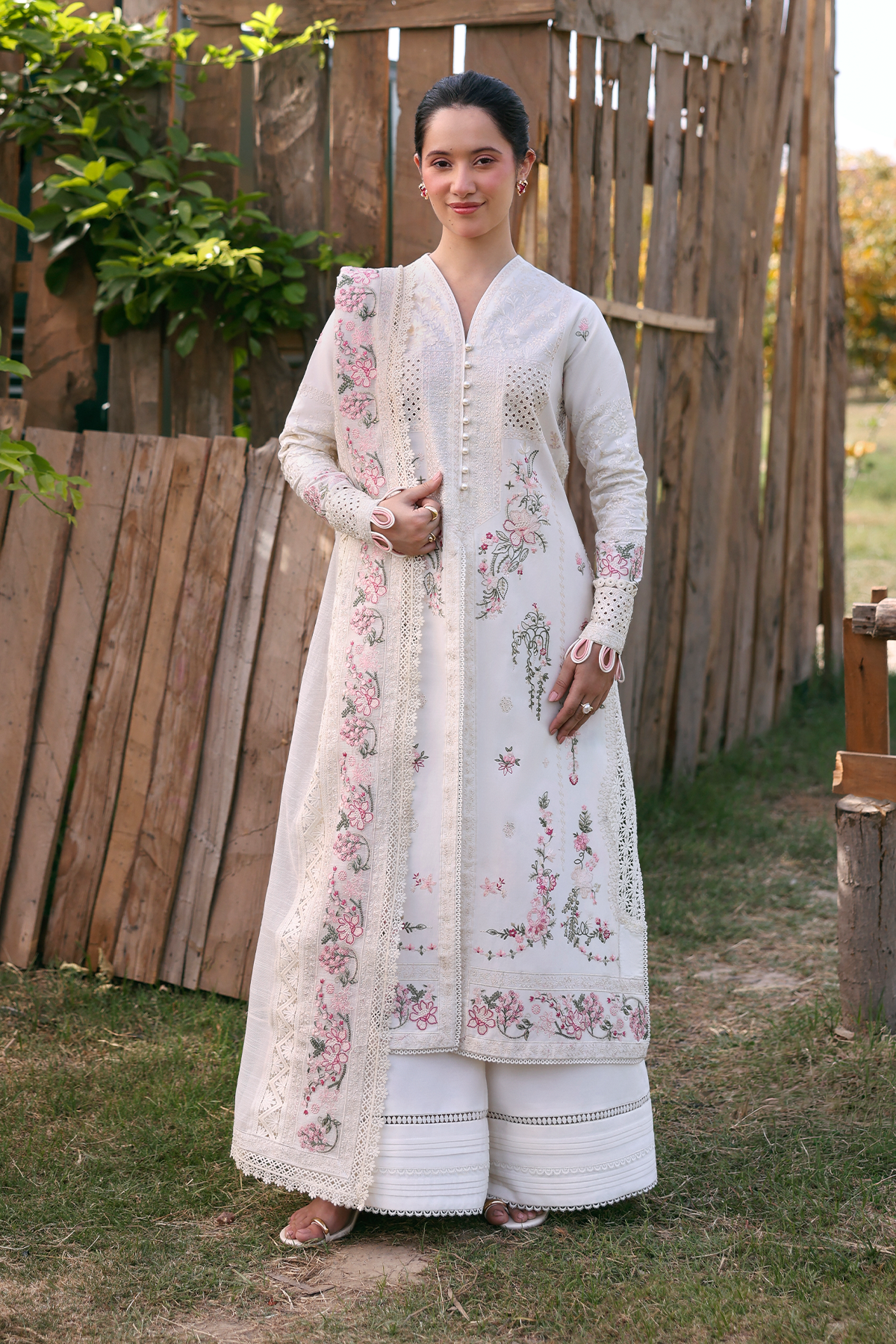 Elvian Luxury Pakistani Fashion