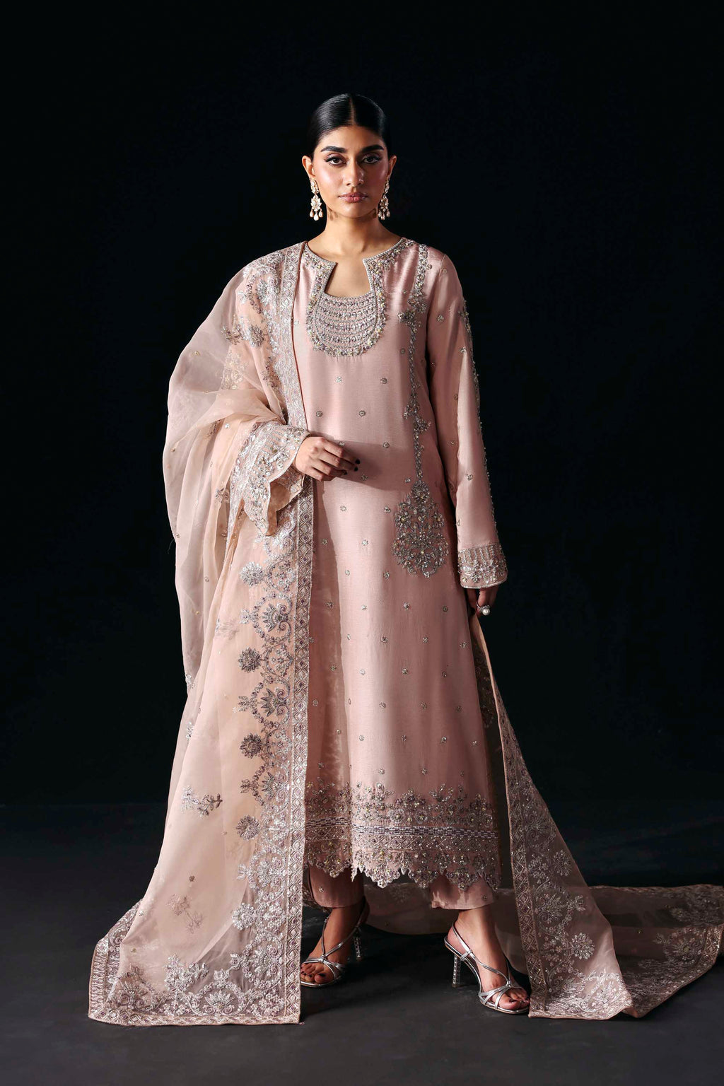 Avenor Organza Pakistani Formal Dresses