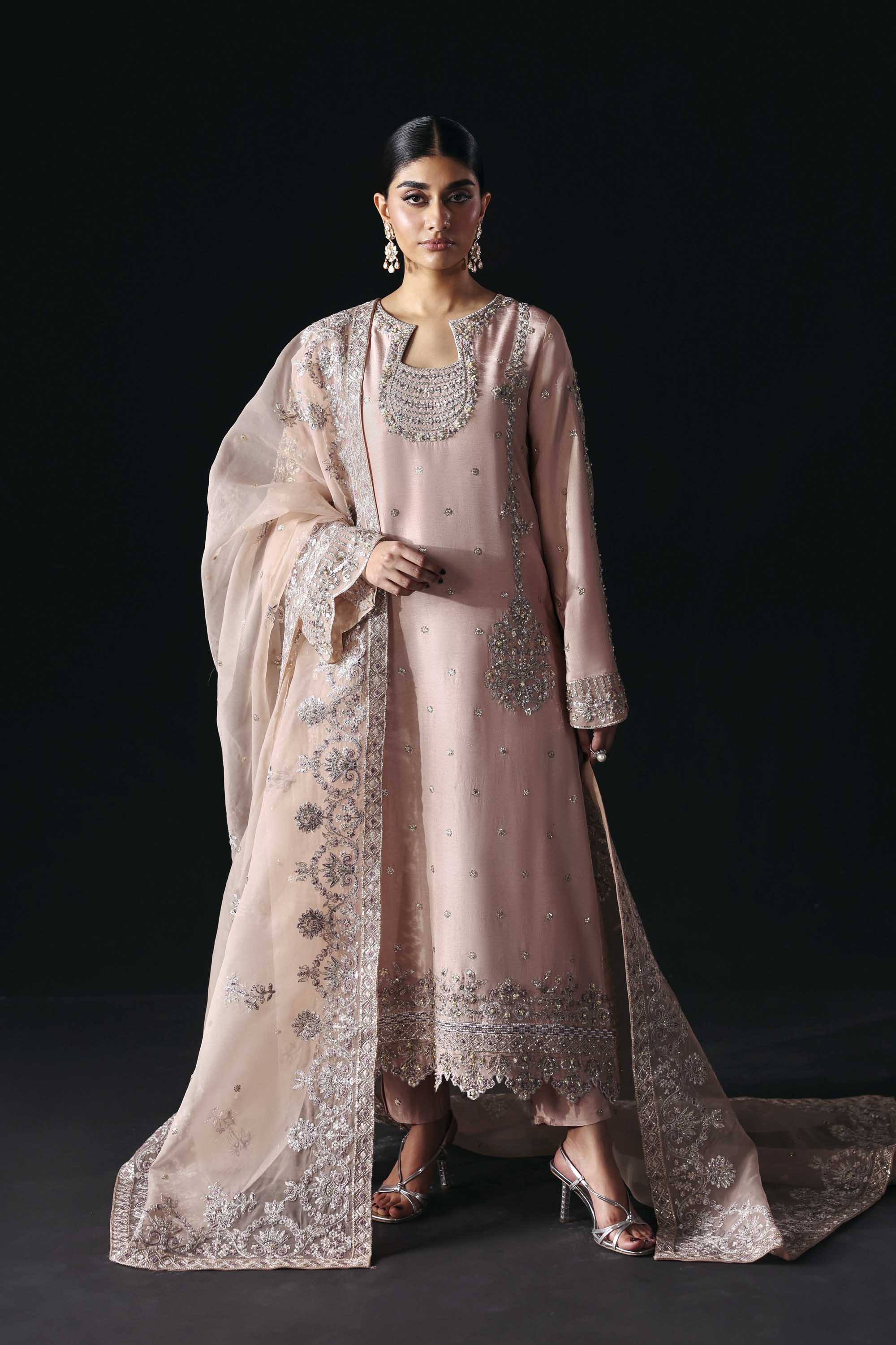 Avenor Organza Pakistani Formal Dresses