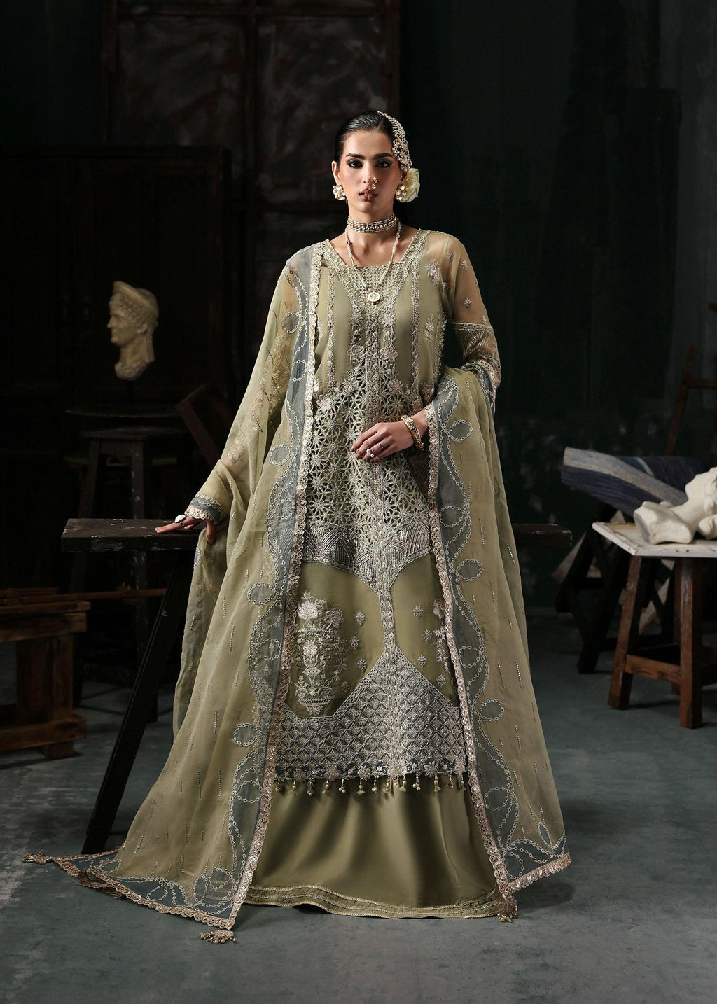 INARA Luxury Pakistani Fashion
