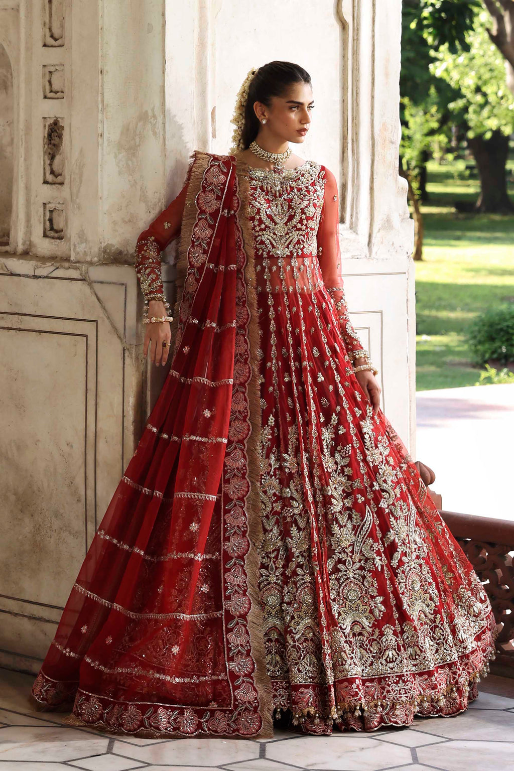 Sarmast