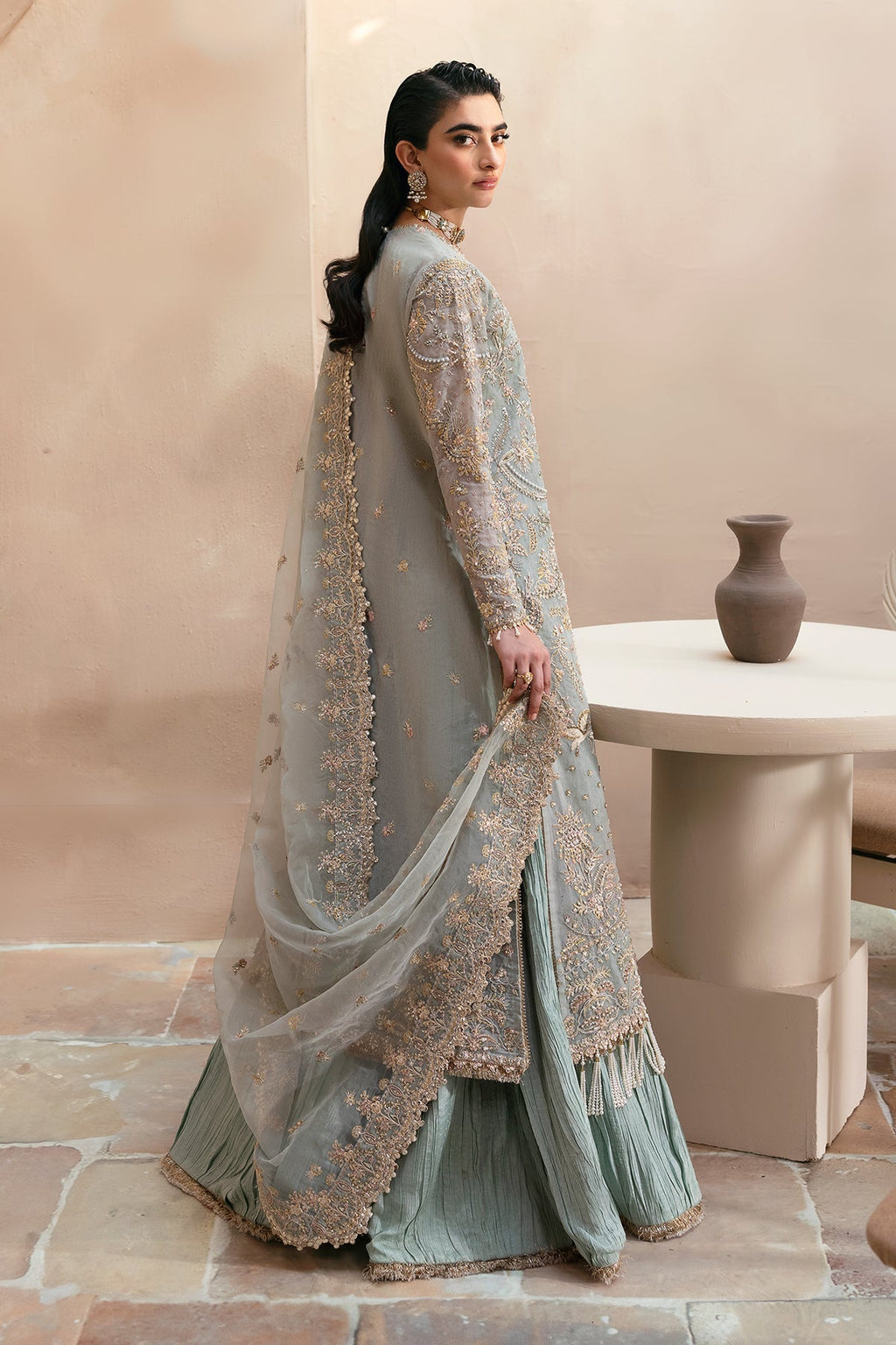 SILVELLA Luxury Pakistani Fashion