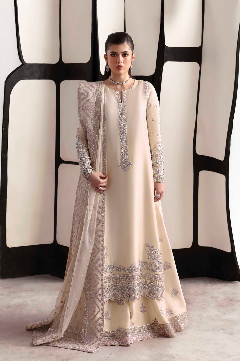 Raue Luxury Pakistani Fashion
