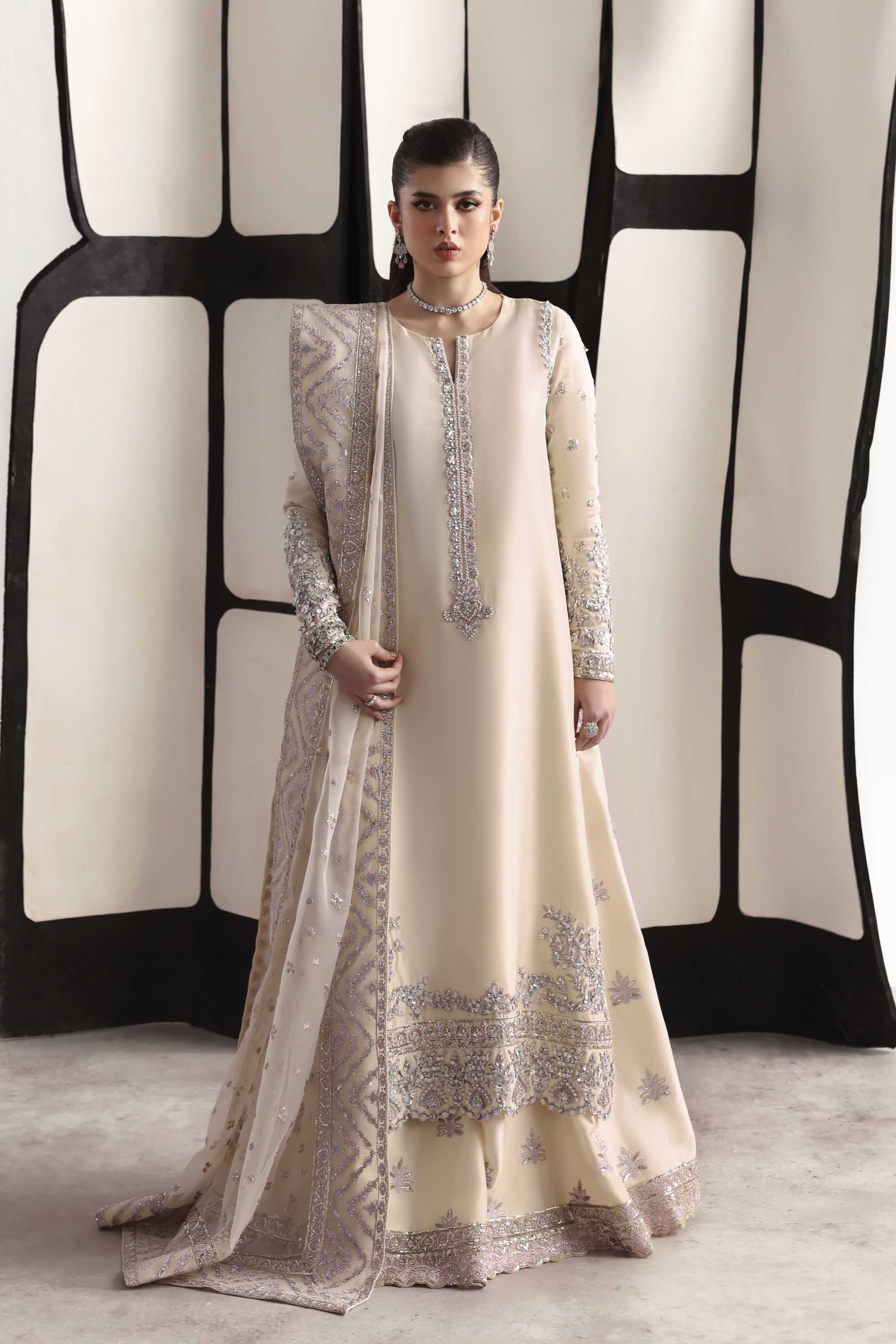 Raue Luxury Pakistani Fashion