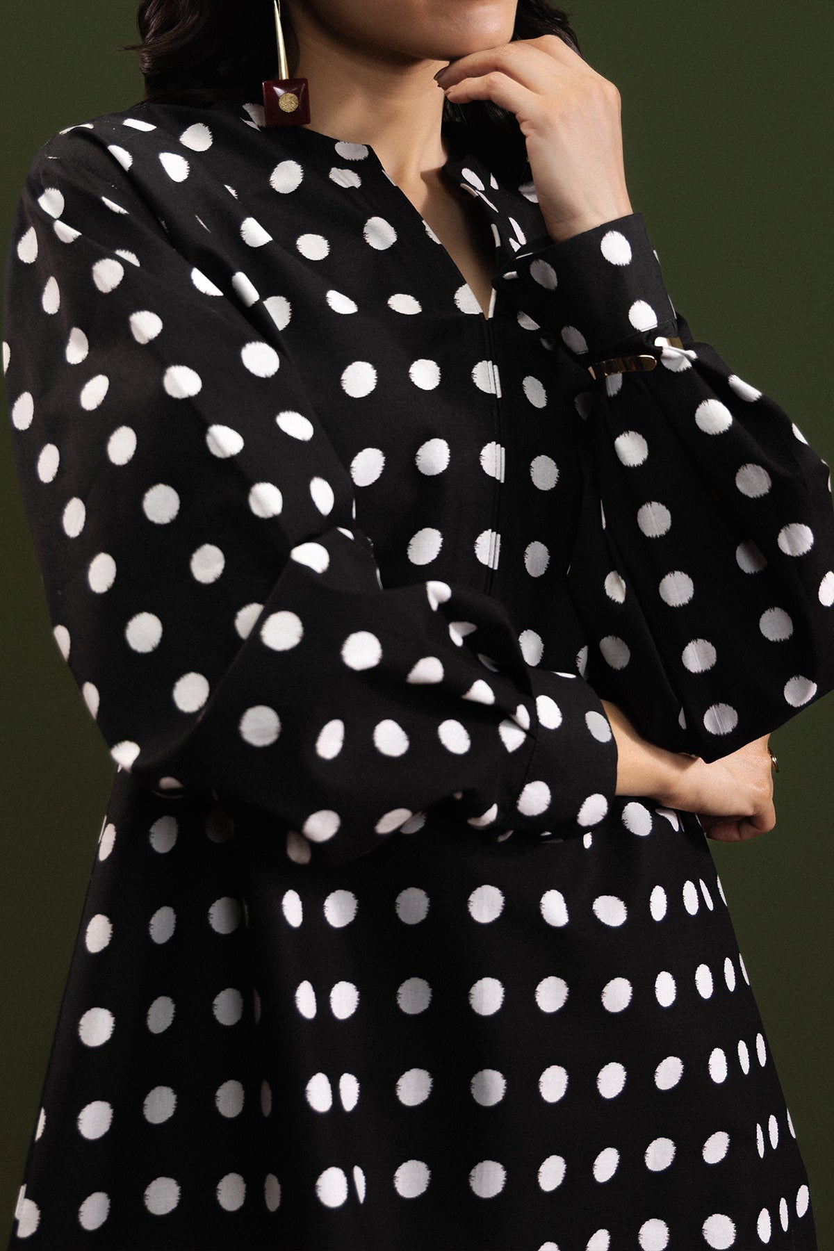Monochrome Mood Cambric Pakistani Summer Dresses - Afrozeh - 3