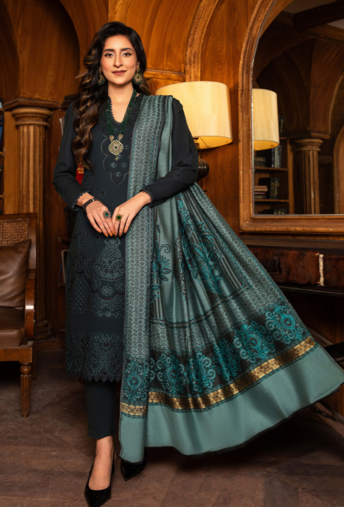 Aaima - D01 Jacquard Pakistani Winter Dresses - Humdum - 3