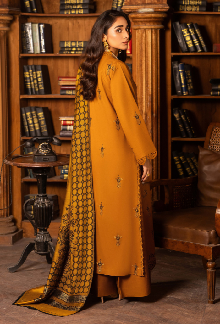 Aaima - D02 Jacquard Pakistani Winter Dresses - Humdum - 2