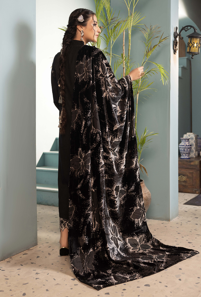 ZOUQ - D03 Premium Fabric Pakistani Winter Dresses - Humdum - 2