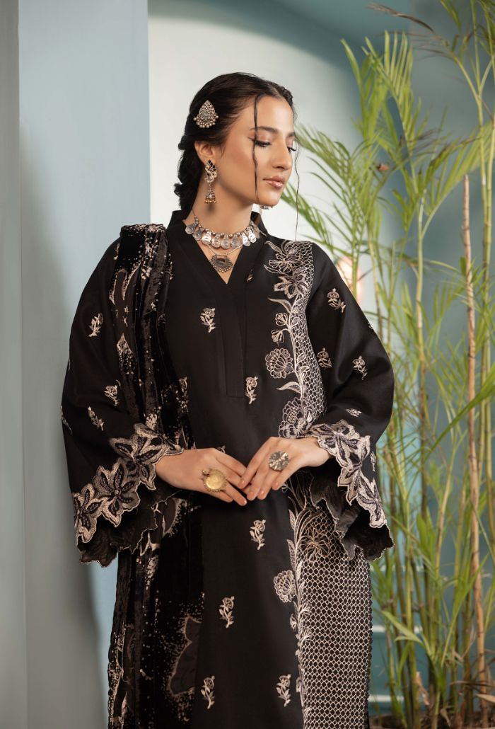 ZOUQ - D03 Premium Fabric Pakistani Winter Dresses - Humdum - 3